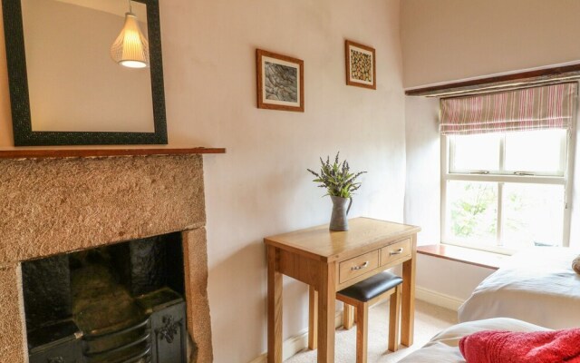 Holly Cottage