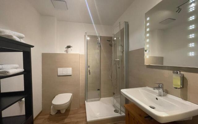 Apartment mit Terrasse No1