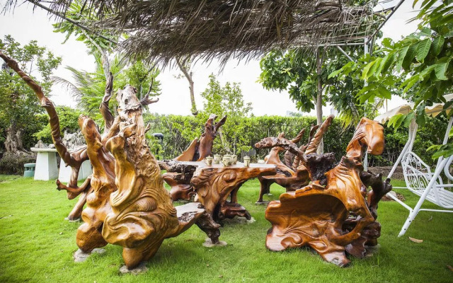 Saigon Riverside Retreat