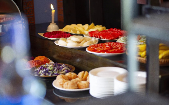 Saparis Hotel