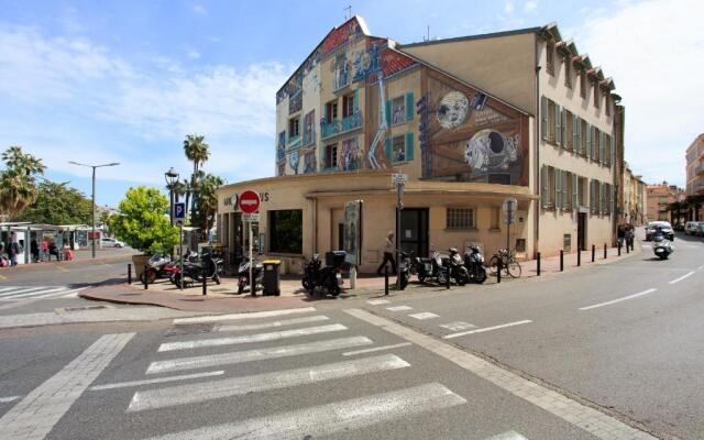 Appartement Carla sea view and Palais Des Festivals