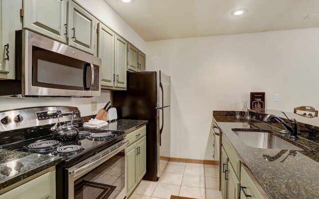 Newly Renovated 2 Bed/ 2 Bath Beaver Creek  2 Bedroom Condo by RedAwning