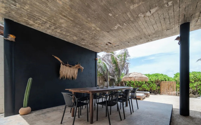 Tropicalito Villa on the Beach