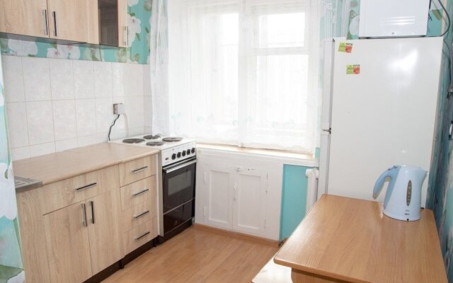 Apartment on Posyetskaya 16