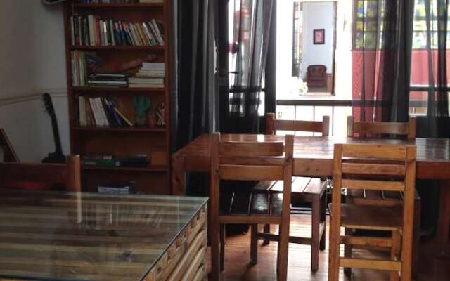 La Casa de Pandora Hostel & Cafe