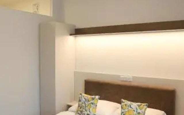 23-hotel