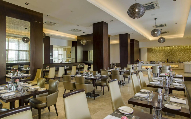 Crowne Plaza Nairobi Airport, An Ihg Hotel