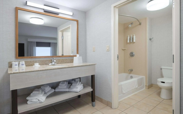 Hampton Inn & Suites by Hilton Moncton