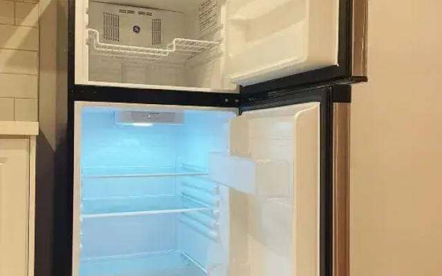 Private House Basement Suite Toronto/Richmond Hill