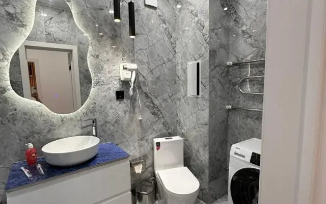 Apartments on Mukhtar Auezov street 189E