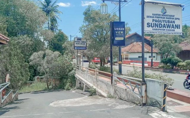 Urbanview Hotel Rio Life House Cianjur