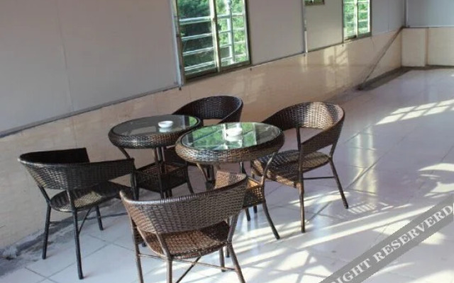 Houhuayuan Hostel