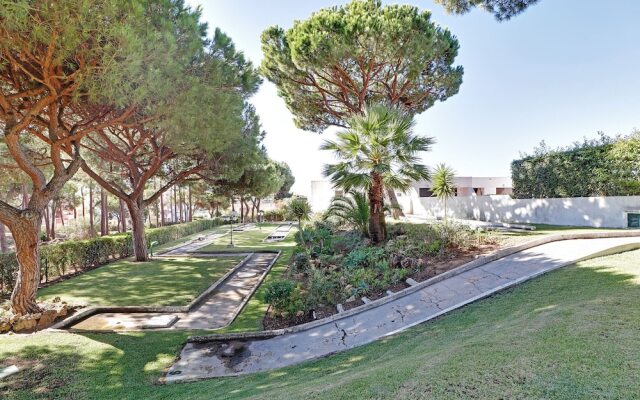 Vilamoura Golf Villa 1 by Homing