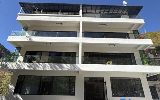 Heishui Gaduo Manor Homestay