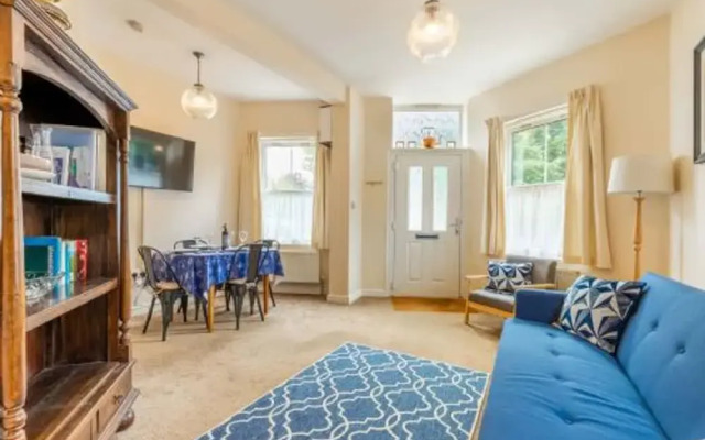 Host Stay Coastal Retreat