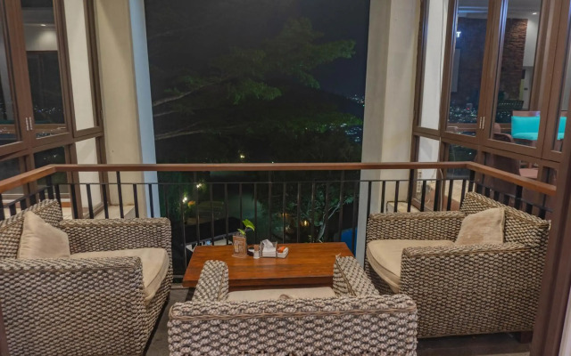 Jambuluwuk  Convention Hall & Resort Batu