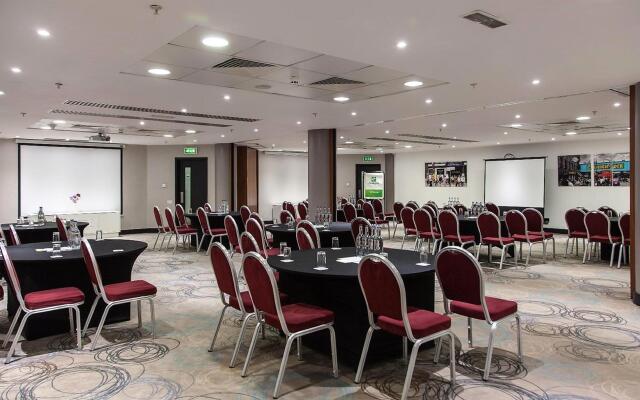 Holiday Inn London Camden Lock by IHG