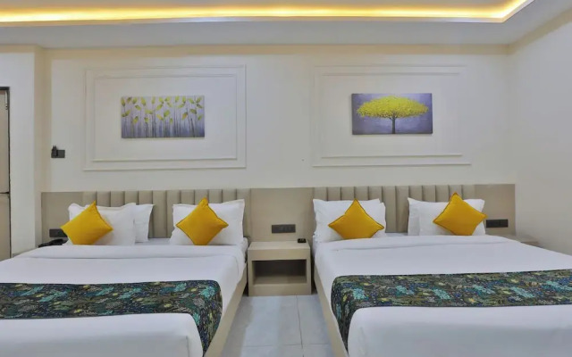 Hotel The Grand Radhey