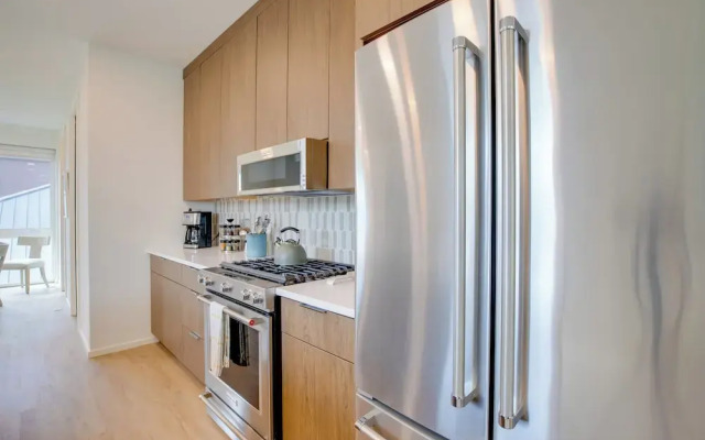 Seaside Vacation Rental w/ On-site Beach Access!