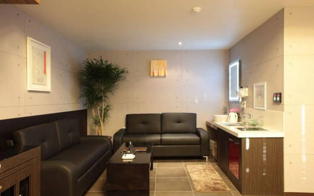 Art 1 Hotel