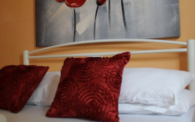 Civic Guest House - Hostel