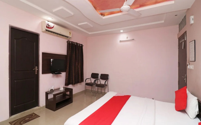 OYO 22872 Hotel Shivam Fort View
