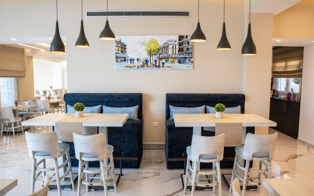 Lagaria Hotel & Apartments