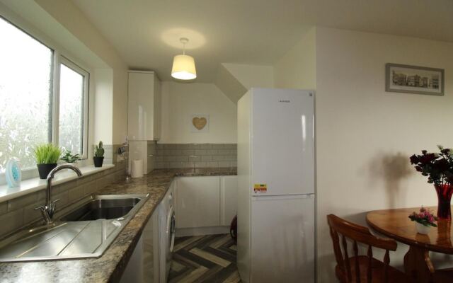 Green Hil Apartment