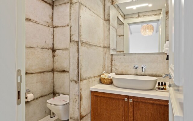 Rhodium Hotel