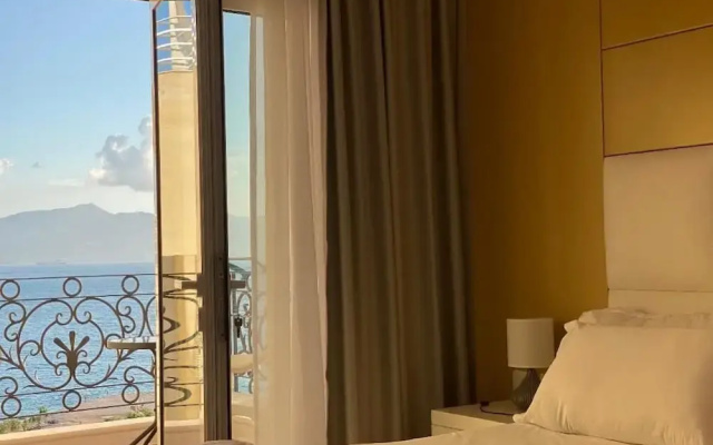 Ami Mar Hotel