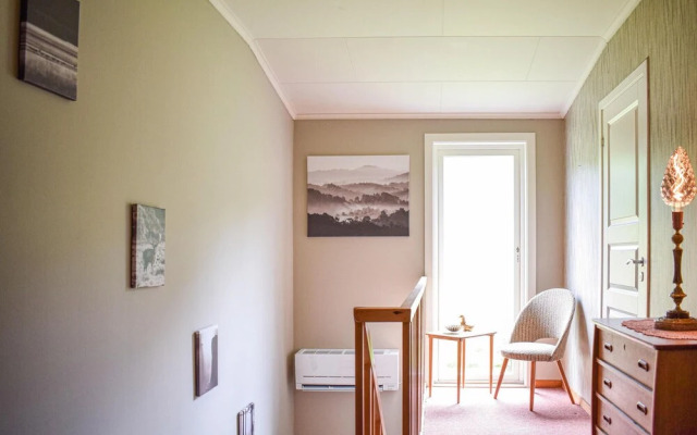 Amazing Home in Bjoa With 5 Bedrooms and Wifi