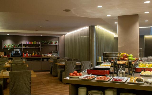 Отель America Barcelona