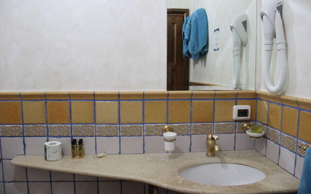 Borgo Donna Canfora