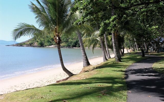 On the Beach Holiday Apartments