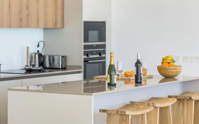 Benalmadena Luxury 4 Bed Apartment Jacuzzi