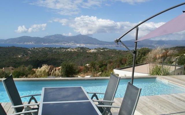 Spacious and Luxury Villa in Albitreccia With Swimming Pool and Panoramic View