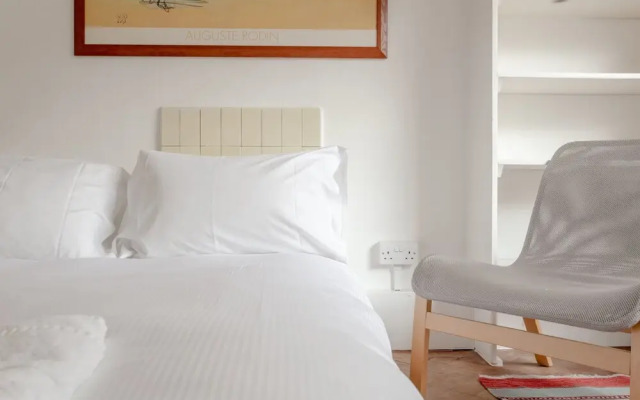 Stylish 2 Bedroom Fitzrovia Flat