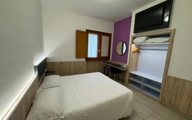Hotel Holidays