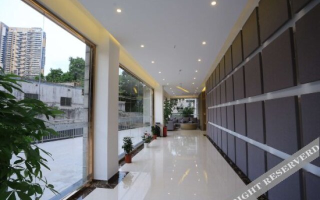 Shenzhen Yayuan Port Hotel