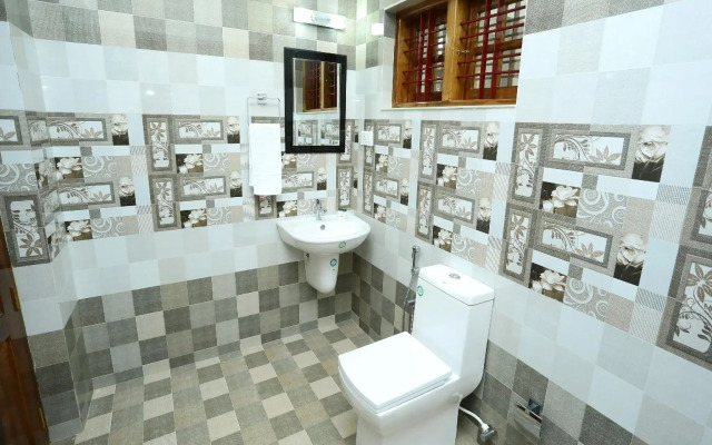 OYO 12937 Hotel Periyar Canopy