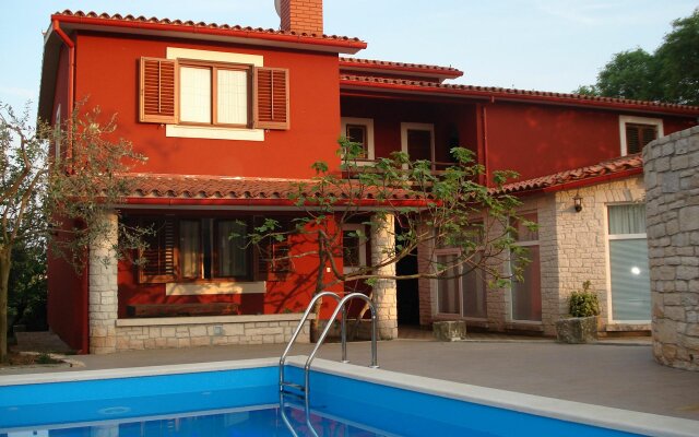 Apartment Mimi - with swimming pool A2 Ulika  Krnica, Istria