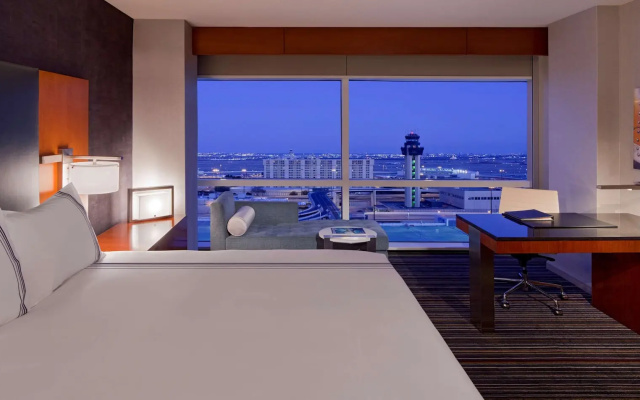 Grand Hyatt DFW - Connected to the airport - Image 6