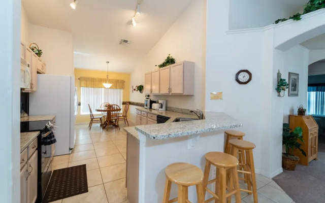 1114 4-bed Pool Home, Liberty Village Kissimmee