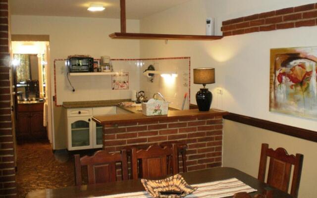 Posada del Bosque By HS