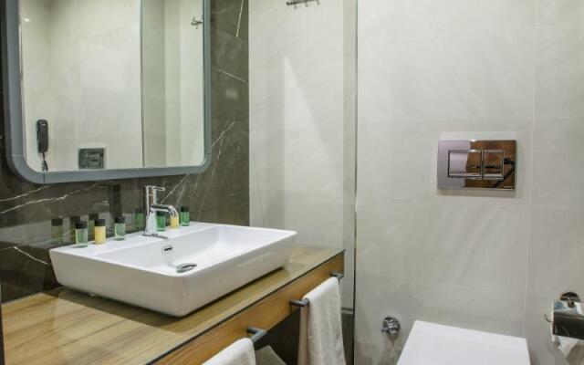 Kayhan City Hotel