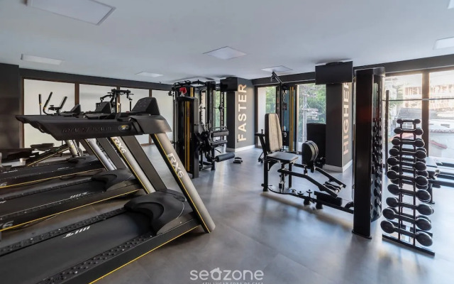 Units in Building With Swimming Pool in Barra-ssa - EUB