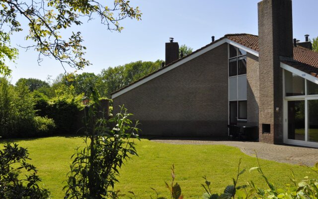 Comfortable holiday home with dishwasher, 16 km. from Assen