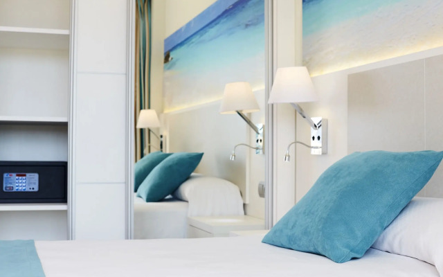Invisa Hotel Es Pla - Adults Only