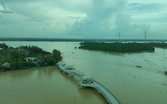 Ninh Kieu Riverside Hotel