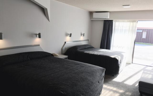 The Village Inn Hotel